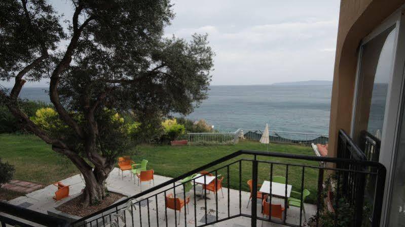 Tayfun Hotel Mordogan Esterno foto